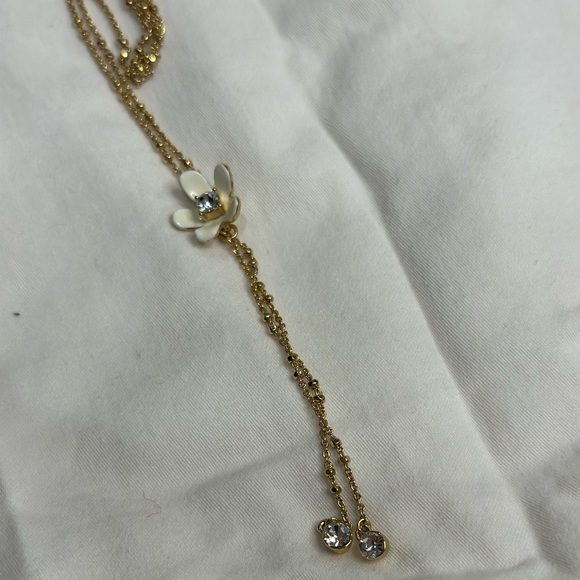 Kate Spade Dainty Daisy White Flower Necklace and Earring matching set - Picture 3 of 10